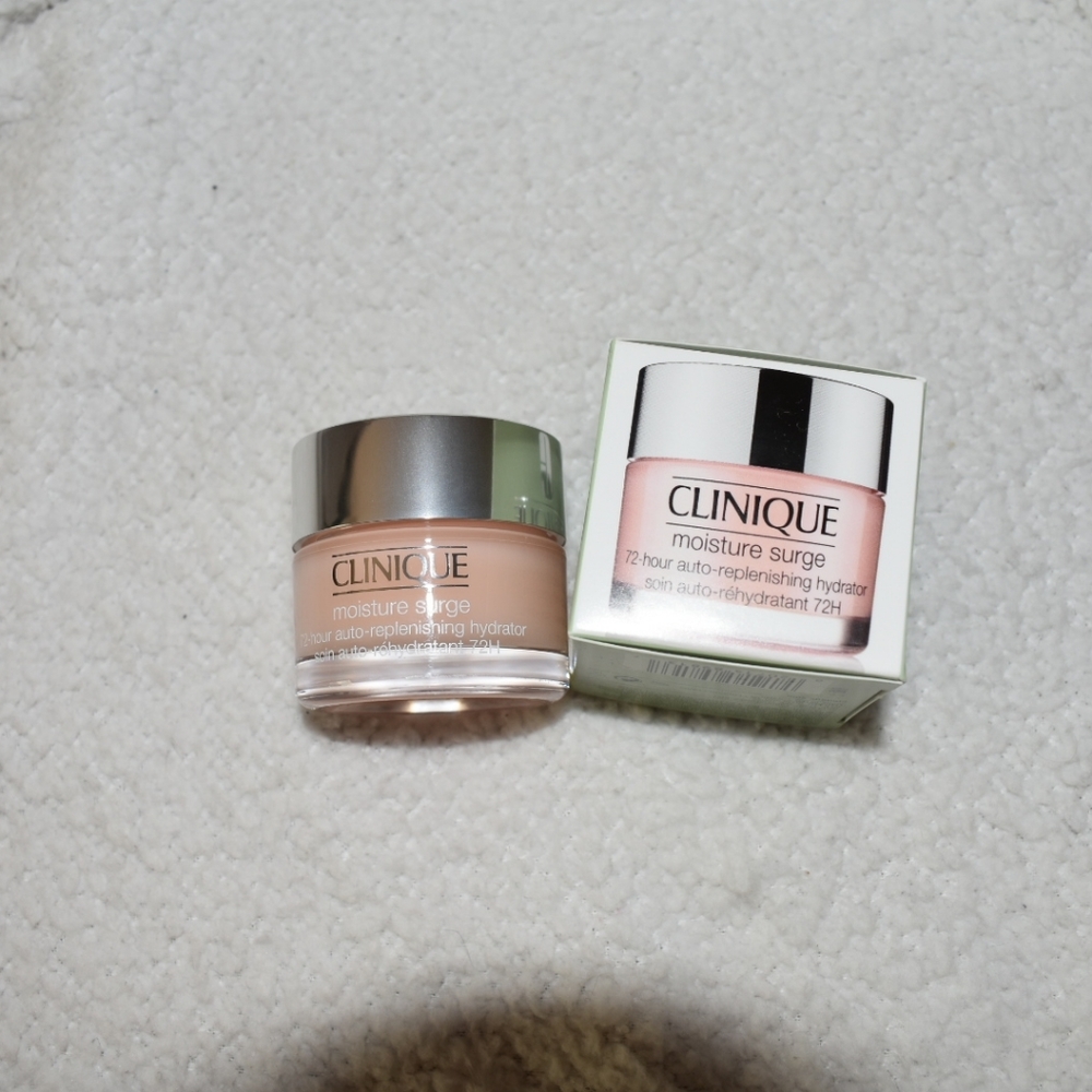 Clinique moisture surge